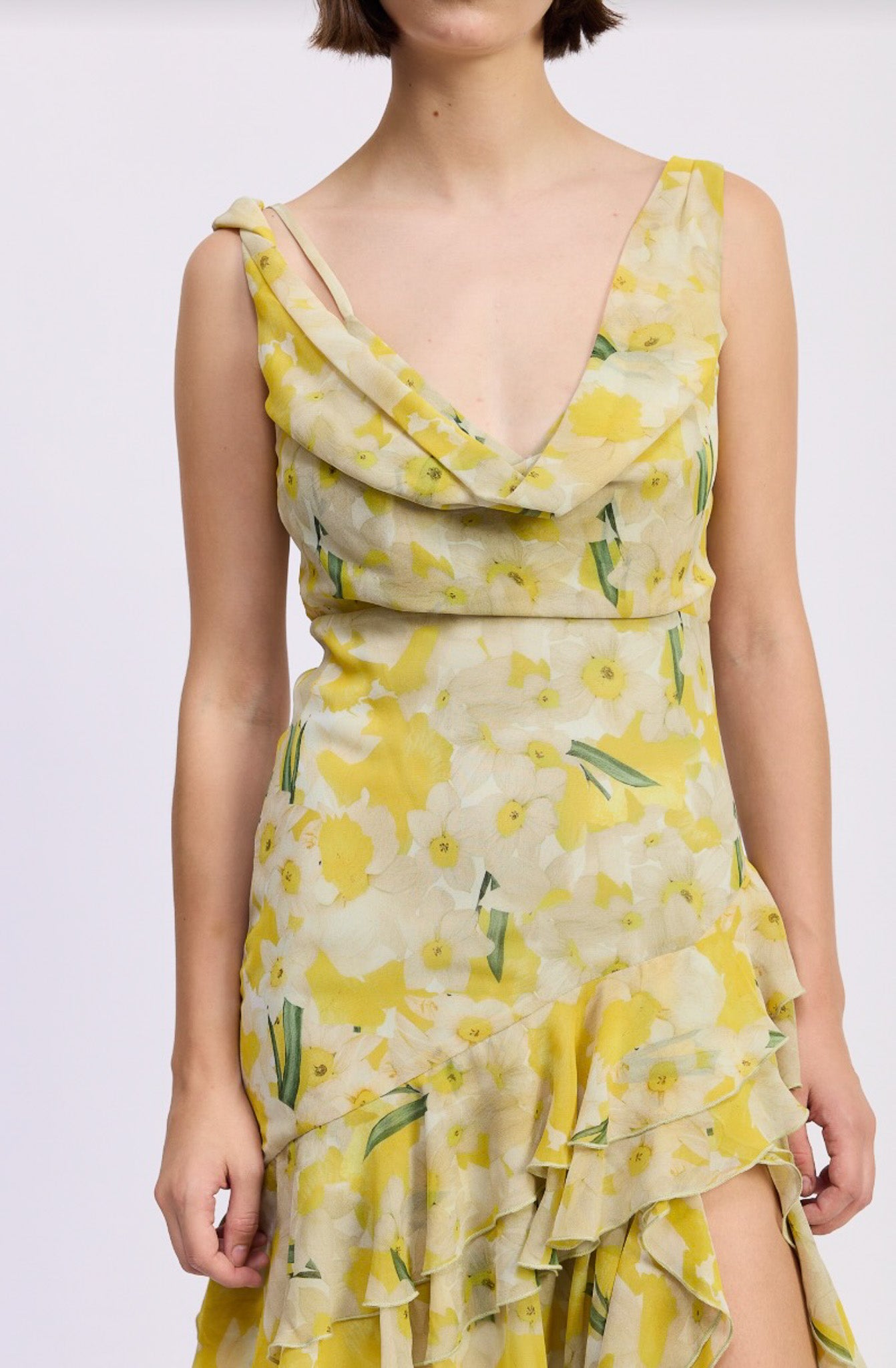 Daffodil Asymmetric Twist Cowl