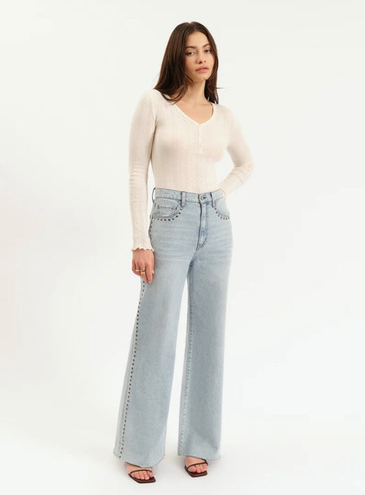 Far Out High Rise Lets Dance