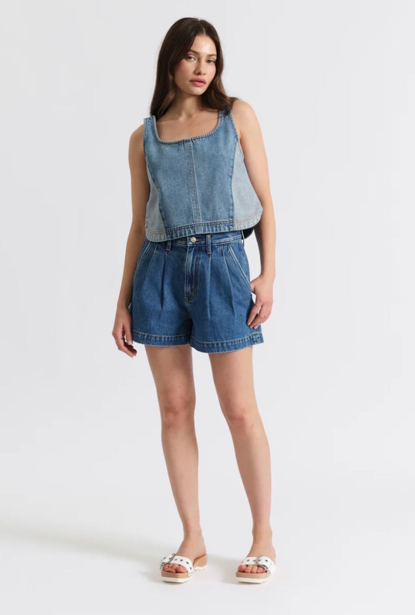 Coronado Pleated Short