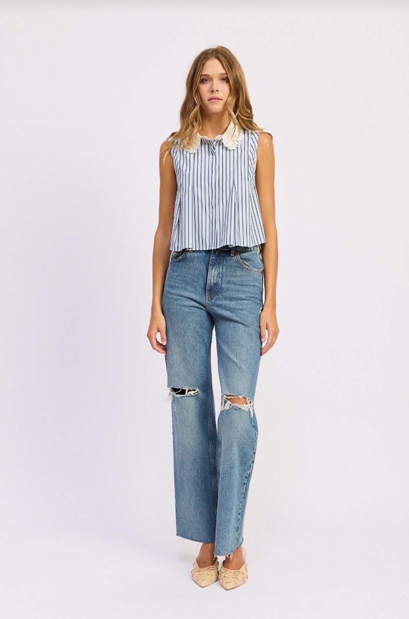Embroidered Collar Pleat Top