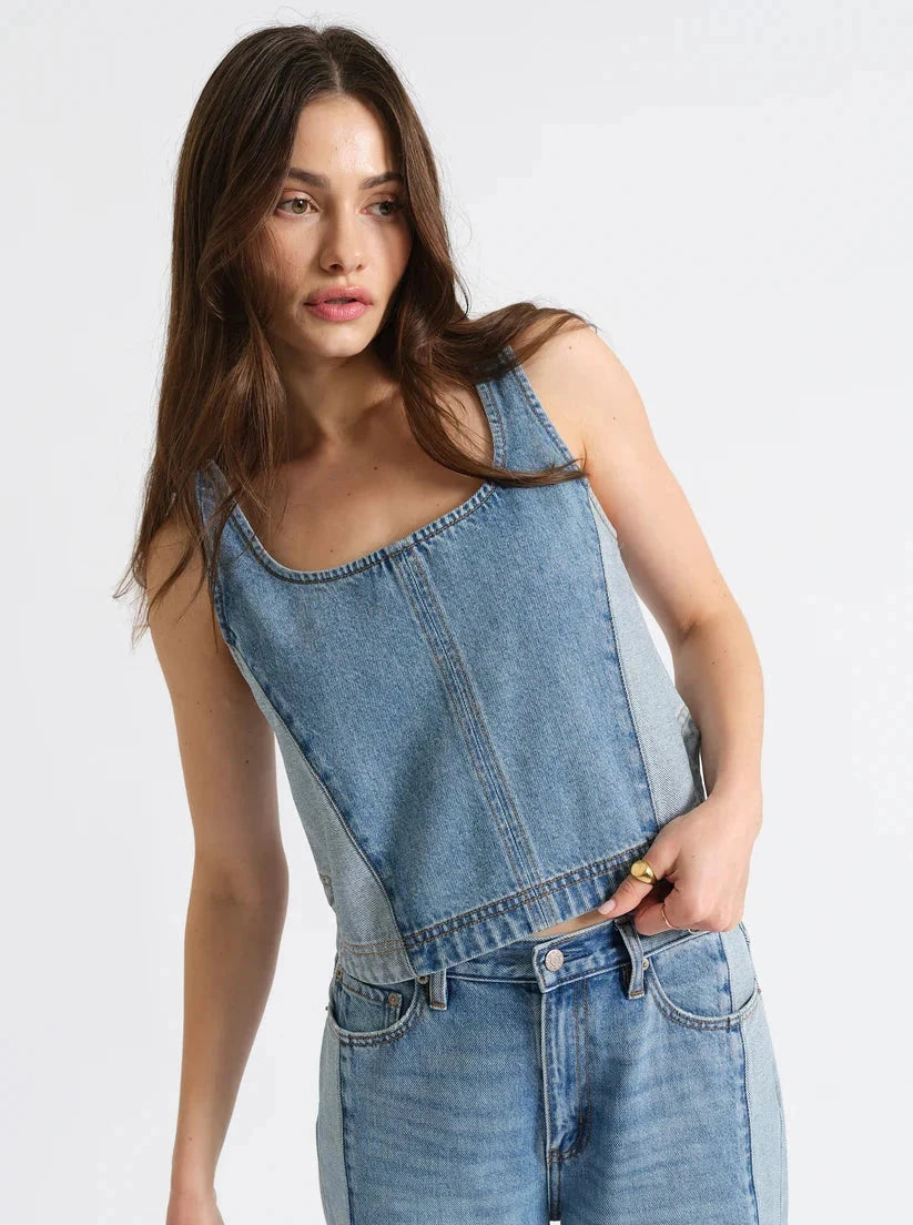 Solana Sleeveless Top Coasting